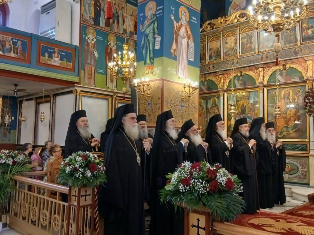 Εορτάζει τα ονομαστήριά του, σήμερα, ο Μητροπολίτης Ιερώνυμος, παρουσία πολλών Ιεραρχών, στο Αίγιο ΦΩΤΟ 36 Εορτάζει τα ονομαστήριά του, σήμερα, ο Μητροπολίτης Ιερώνυμος, παρουσία πολλών Ιεραρχών, στο Αίγιο ΦΩΤΟ