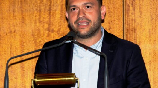 «Έγιναν πολλά ,μπορούμε περισσότερα με ενότητα και σύνθεση...» 37 Πολιτικός με έντονη στάση