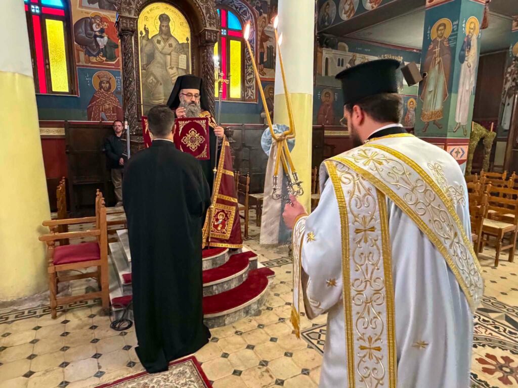 Ο Μητροπολίτης Σύρου Δωρόθεος, στα Καλάβρυτα ΦΩΤΟ 34 Ο Μητροπολίτης Σύρου Δωρόθεος, στα Καλάβρυτα ΦΩΤΟ