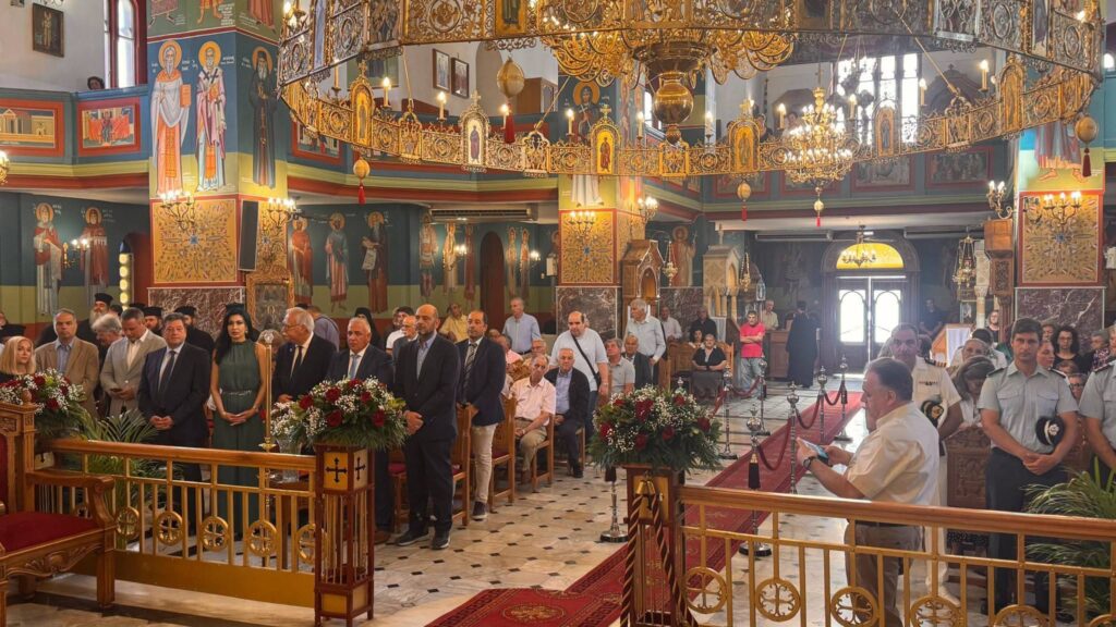 Ευχές για μακροημέρευση στον Μητροπολίτη Καλαβρύτων και Αιγιαλείας Ιερώνυμο ΦΩΤΟ 30 Ευχές για μακροημέρευση στον Μητροπολίτη Καλαβρύτων και Αιγιαλείας Ιερώνυμο ΦΩΤΟ