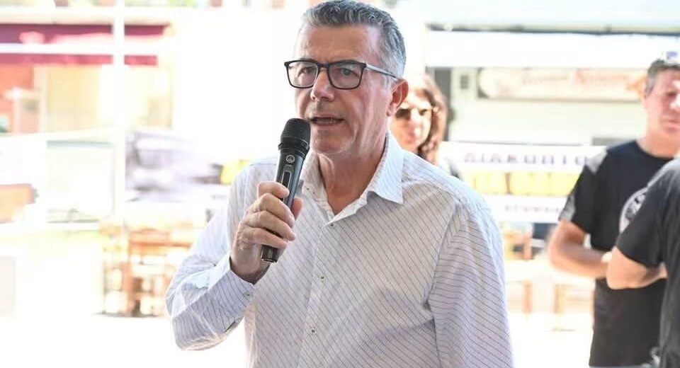 Πάτρα: Στο ΕΑΠ οι «Δημοκράτες» του Κασσελάκη υπέρ των συμβασιούχων ΦΩΤΟ
