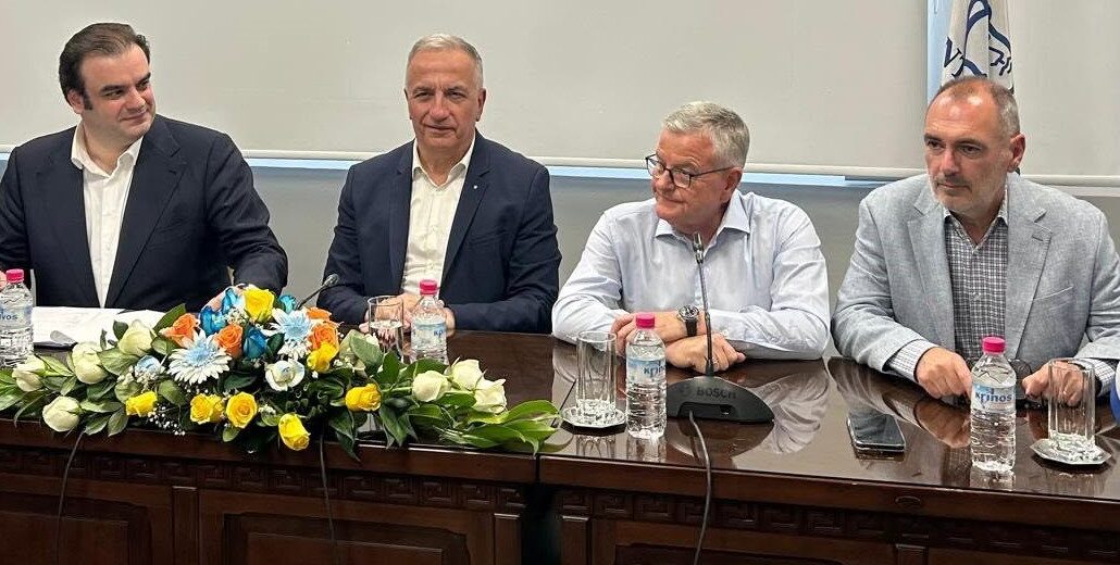 Αχαΐα: Επίθεση ΣΥΡΙΖΑ στην Πιερρακάκη για την περίοδο στην Πάτρα