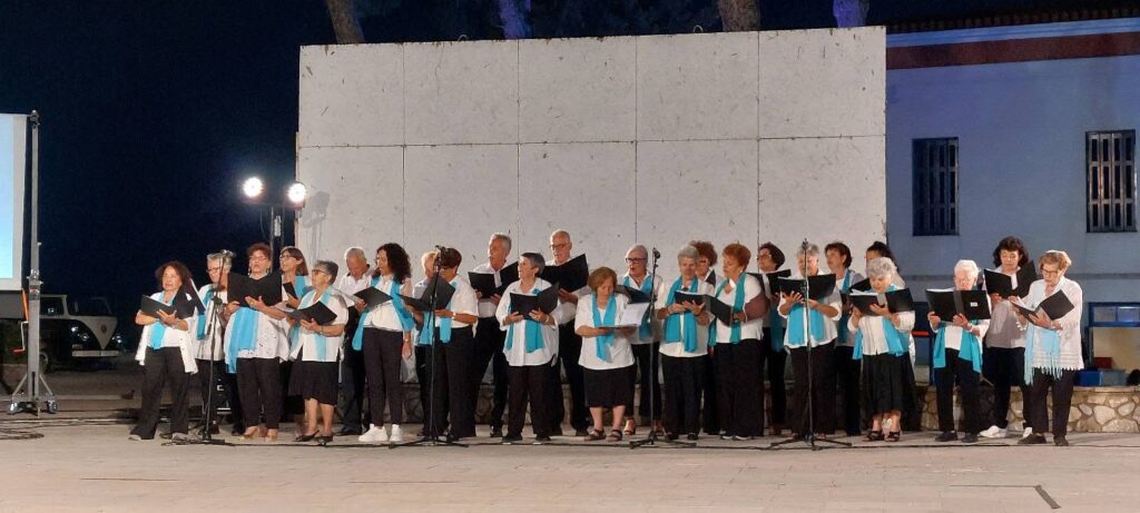Τα ΚΑΠΗ Αιγιάλειας σε γιορτή δημιουργίας, έκφρασης και χαράς ΦΩΤΟ 33 Τα ΚΑΠΗ Αιγιάλειας σε γιορτή δημιουργίας, έκφρασης και χαράς ΦΩΤΟ