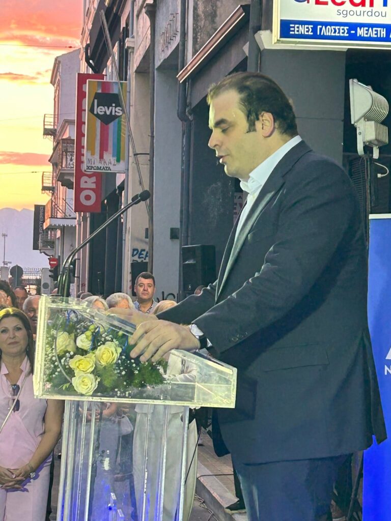 Πάτρα: Κλίμα εκλογών από τη ΝΔ στα εγκαίνια των γραφείων της ΦΩΤΟ
