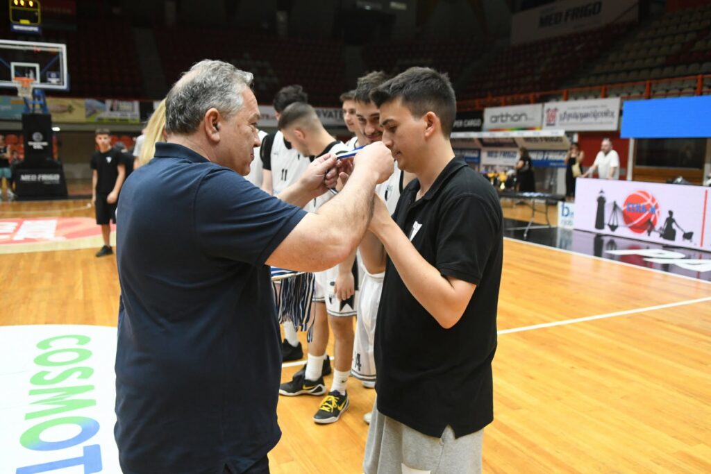 Ο τελικός του Κυπέλλου ΕΣΚΑ-ΗΓ και η ιορτή για το Πατραϊκό ερασιτεχνικό μπάσκετ ΦΩΤΟ 36 Ο τελικός του Κυπέλλου ΕΣΚΑ-ΗΓ και η ιορτή για το Πατραϊκό ερασιτεχνικό μπάσκετ ΦΩΤΟ