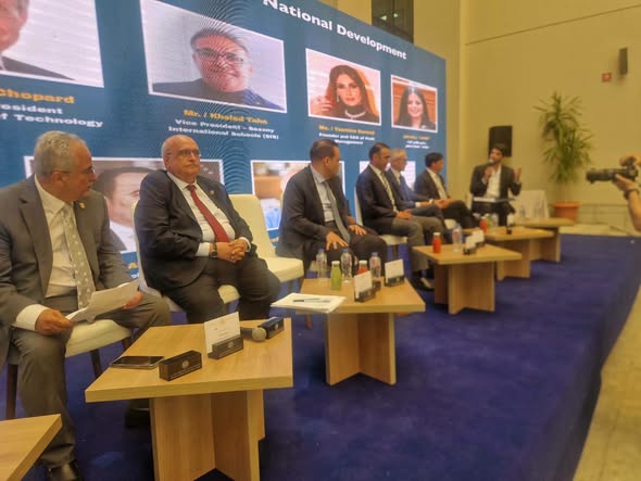 Ο Χρ. Μπούρας στο τραπέζι «Πανεπιστήμια και Επιχειρήσεις στο New El Alamein, Egypt» ΦΩΤΟ 30 Ο Χρ. Μπούρας στο τραπέζι «Πανεπιστήμια και Επιχειρήσεις στο New El Alamein, Egypt» ΦΩΤΟ