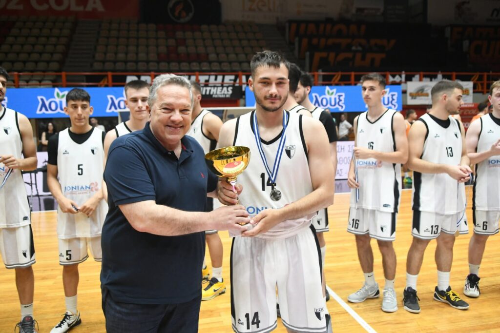 Ο τελικός του Κυπέλλου ΕΣΚΑ-ΗΓ και η ιορτή για το Πατραϊκό ερασιτεχνικό μπάσκετ ΦΩΤΟ 34 Ο τελικός του Κυπέλλου ΕΣΚΑ-ΗΓ και η ιορτή για το Πατραϊκό ερασιτεχνικό μπάσκετ ΦΩΤΟ