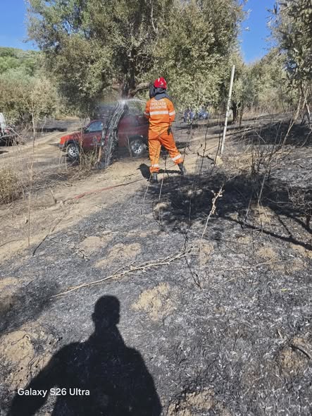 Αχαΐα: Στο «τσακ» σώθηκαν, από την φωτιά, τα Ζησιμαίικα, με τη συμβολή και εθελοντών ΦΩΤΟ 30 Αχαΐα: Στο «τσακ» σώθηκαν, από την φωτιά, τα Ζησιμαίικα, με τη συμβολή και εθελοντών ΦΩΤΟ