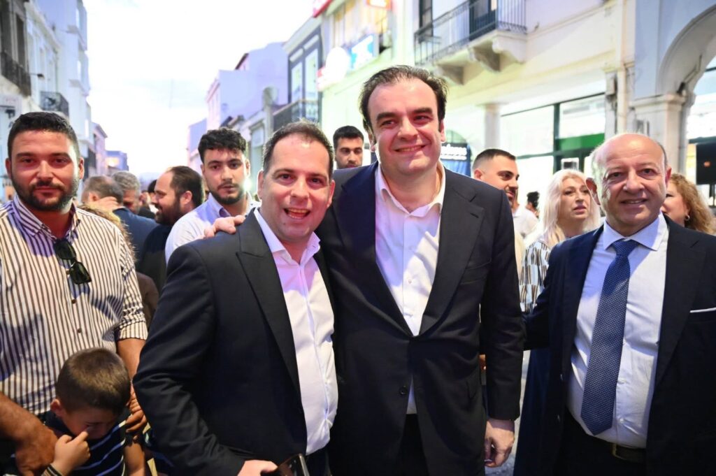 Πάτρα: Πως είδε ο Πιερρακάκης τις επαφές του με Φορείς και Κόμμα ΦΩΤΟ 31 Πάτρα: Πως είδε ο Πιερρακάκης τις επαφές του με Φορείς και Κόμμα ΦΩΤΟ