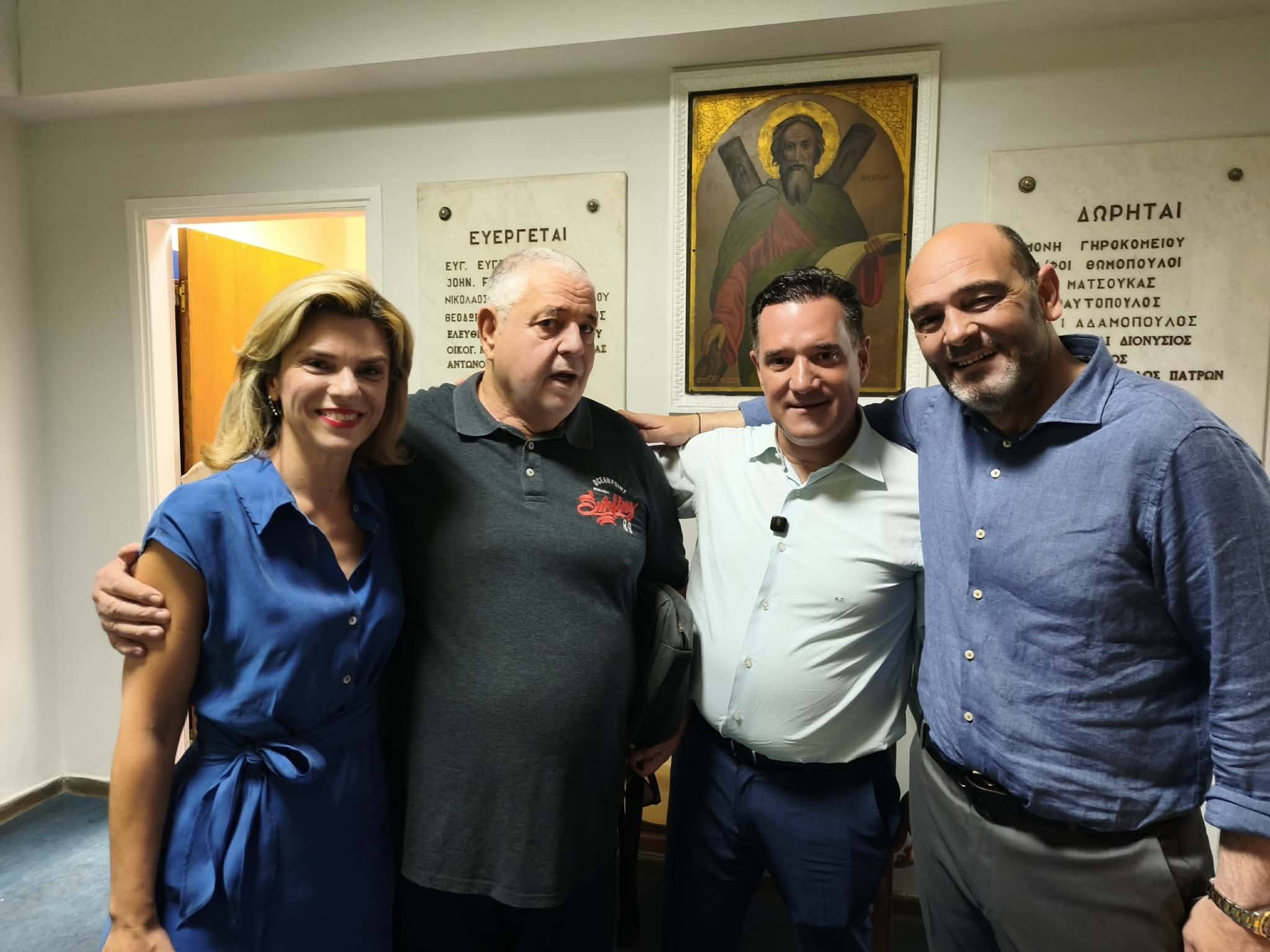 Πάτρα: Το «μπαλάκι» στον Δήμο για τους γιατρούς στο Καραμανδάνειο από Άδωνι ΦΩΤΟ 4 Πάτρα: Το «μπαλάκι» στον Δήμο για τους γιατρούς στο Καραμανδάνειο από Άδωνι ΦΩΤΟ