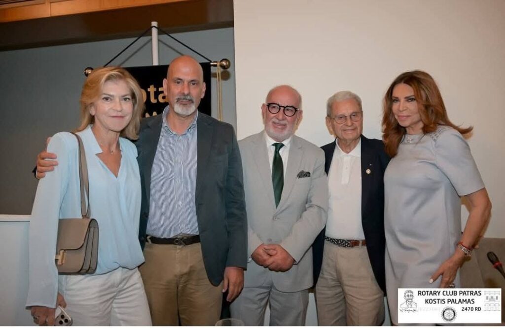 Ο αντιπεριφερειάρχης Τουρισμού Παναγιώτης Σακελλαρόπουλος στις αδερφές Ντενίση ΦΩΤΟ 29 Ο αντιπεριφερειάρχης Τουρισμού Παναγιώτης Σακελλαρόπουλος στις αδερφές Ντενίση ΦΩΤΟ