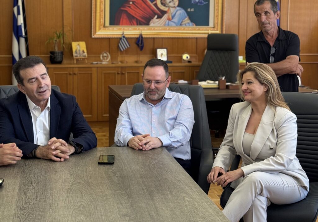 Ηλεία: Περιοεδεία του υπουργού Προστασίας του Πολίτη Μιχάλη Χρυσοχοΐδη ΦΩΤΟ 31 Ηλεία: Περιοεδεία του υπουργού Προστασίας του Πολίτη Μιχάλη Χρυσοχοΐδη ΦΩΤΟ