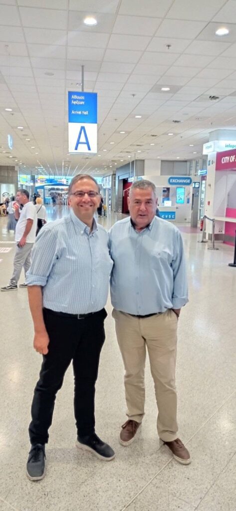 Αντωνόπουλος με Ζαχαράκη, υποδέχτηκαν τους Παγκόσμιους Πρωταθλητές Μπάσκετ της «Αναγέννησης» ΦΩΤΟ 31 Αντωνόπουλος με Ζαχαράκη, υποδέχτηκαν τους Παγκόσμιους Πρωταθλητές Μπάσκετ της «Αναγέννησης» ΦΩΤΟ