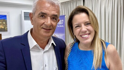 Με την δημοσιογράφο Μαρία Ζαχαράκη ο Γιάννης Ταπεινός 45 Η Μαρία Ζαχαράκη ο Γιαννης Ταπεϊνος