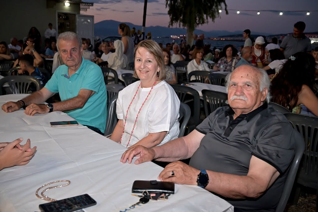 Εκδήλωση του Πολιτιστικού και Εξωραϊστικού Συλλόγου Παραλίας «Η Αναγέννηση» ΦΩΤΟ 31 Εκδήλωση του Πολιτιστικού και Εξωραϊστικού Συλλόγου Παραλίας «Η Αναγέννηση» ΦΩΤΟ