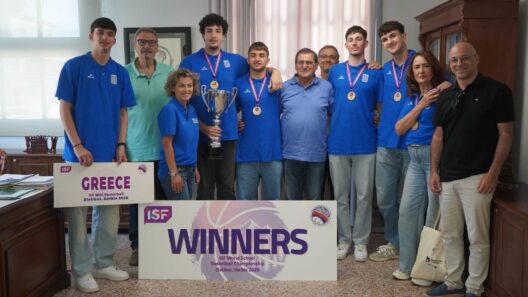 Οι Παγκόσμιοι πρωταθλητές των Εκπαιδευτηρίων «Αναγέννηση» Πατρών στο Δημαρχείο ΦΩΤΟ 37 Οι Παγκόσμιοι πρωταθλητές των Εκπαιδευτηρίων «Αναγέννηση» Πατρών στο Δημαρχείο ΦΩΤΟ