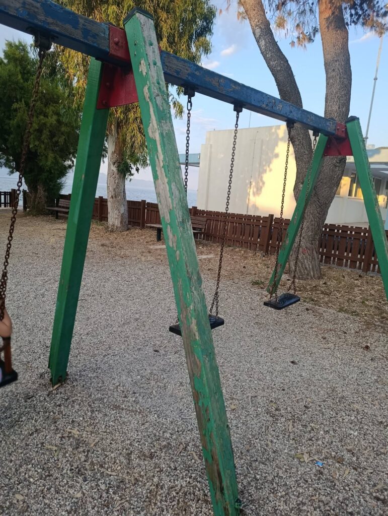 Ψαθόπυργος: Σκουριά και εγκατάλειψη στην παραθαλάσσια Παιδική χαρά...«παγίδα θανάτου» ΦΩΤΟ 37 Ψαθόπυργος: Σκουριά και εγκατάλειψη στην παραθαλάσσια Παιδική χαρά...«παγίδα θανάτου» ΦΩΤΟ