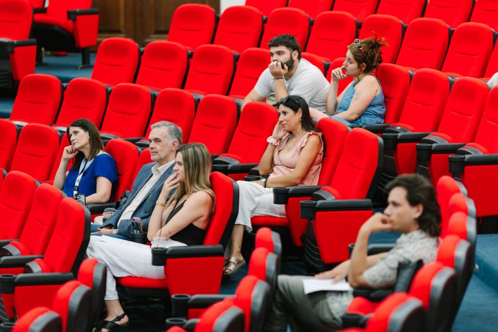 Η επιστημονική ημερίδα «Το έργο του Θόδωρου Αγγελόπουλου σε συνομιλία με τον ευρωπαϊκό και ελληνικό κινηματογράφο» 38 Η επιστημονική ημερίδα «Το έργο του Θόδωρου Αγγελόπουλου σε συνομιλία με τον ευρωπαϊκό και ελληνικό κινηματογράφο»