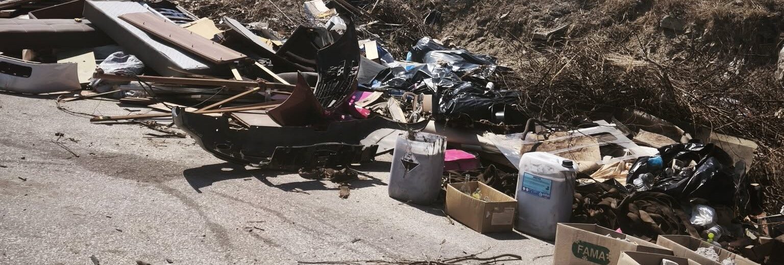 Πάτρα: Χωματερή το Βιοτεχνικό Πάρκο με κίνδυνο πυρκαγιάς ΦΩΤΟ