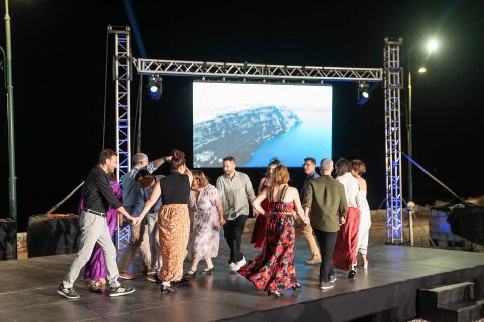 Το urban fest μάγεψε πίσω από την Ιχθυόσκαλα της Πάτρας ΦΩΤΟ 28 Το urban fest μάγεψε πίσω από την Ιχθυόσκαλα της Πάτρας ΦΩΤΟ