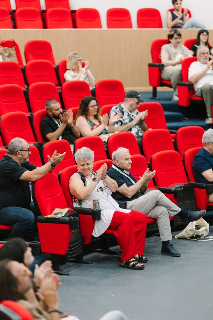 Το πάνελ «Ο διάλογος ως βασικό στοιχείο συνύπαρξης και καλλιτεχνικής δημιουργίας», στο Αίγιο ΦΩΤΟ 35 Το πάνελ «Ο διάλογος ως βασικό στοιχείο συνύπαρξης και καλλιτεχνικής δημιουργίας», στο Αίγιο ΦΩΤΟ