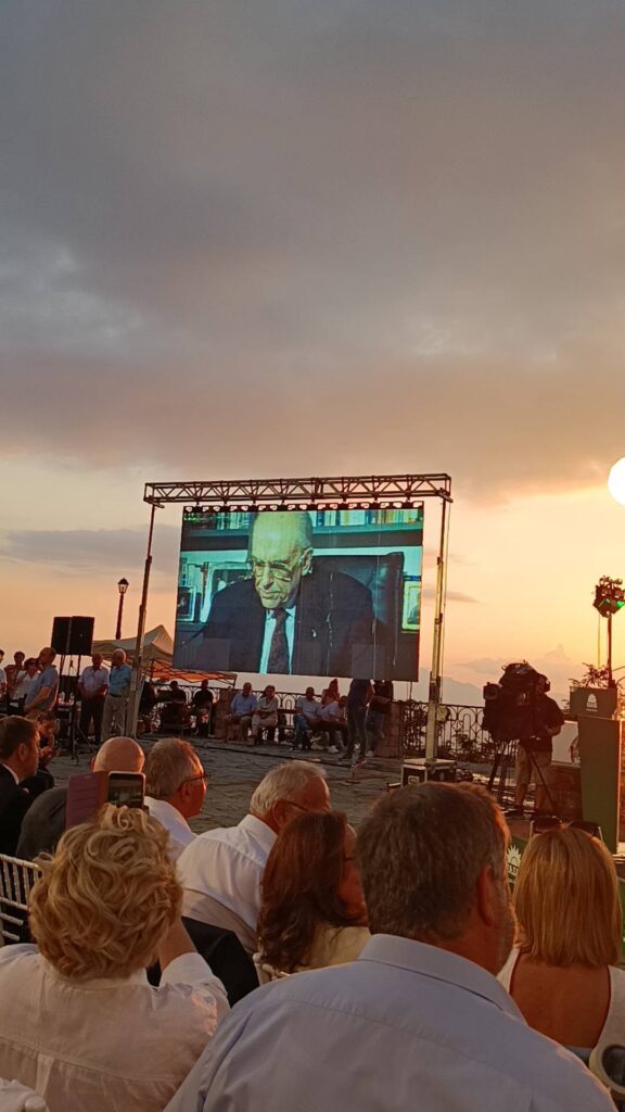 Αχαΐα: Ο Νίκος Ανδρουλάκης, από το Καλέντζι, για τον Ανδρέα - «Εξακολουθεί να εμπνέει ο ιστορικός ηγέτης του ΠΑΣΟΚ» ΒΙΝΤΕΟ-ΦΩΤΟ 29 Αχαΐα: Ο Νίκος Ανδρουλάκης, από το Καλέντζι, για τον Ανδρέα - «Εξακολουθεί να εμπνέει ο ιστορικός ηγέτης του ΠΑΣΟΚ» ΒΙΝΤΕΟ-ΦΩΤΟ