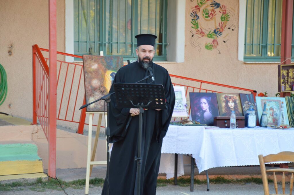 Βραδιά «Στη υγειά σου, πατέρα...» από τον Πολιτιστικό Σύλλογο Γυναικών Ελαιώνα «Οι Τρυπιώτισσες» ΦΩΤΟ 41 Βραδιά «Στη υγειά σου, πατέρα...» από τον Πολιτιστικό Σύλλογο Γυναικών Ελαιώνα «Οι Τρυπιώτισσες» ΦΩΤΟ