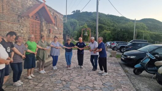 Με γλέντι έκλεισε η Χορευτική χρονιά για τον Πολιτιστικό σύλλογο Πλατανίου ΦΩΤΟ 38 Με γλέντι έκλεισε η Χορευτική χρονιά για τον Πολιτιστικό σύλλογο Πλατανίου ΦΩΤΟ