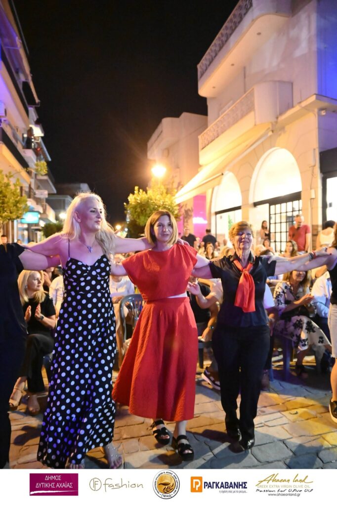 Η εκδήλωση του Πολιτιστικού Συλλόγου Κάτω Αχαΐας «Πάλεια», για του Αγίου Ιωάννη του Προδρόμου ΦΩΤΟ