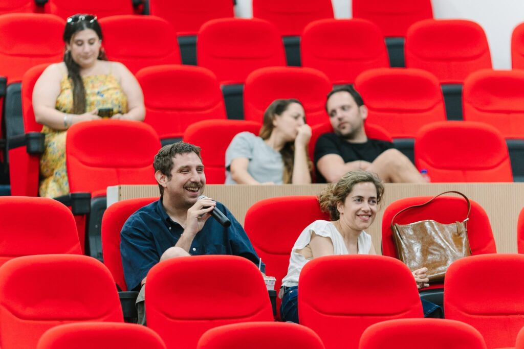Το πάνελ «Ο διάλογος ως βασικό στοιχείο συνύπαρξης και καλλιτεχνικής δημιουργίας», στο Αίγιο ΦΩΤΟ 37 Το πάνελ «Ο διάλογος ως βασικό στοιχείο συνύπαρξης και καλλιτεχνικής δημιουργίας», στο Αίγιο ΦΩΤΟ