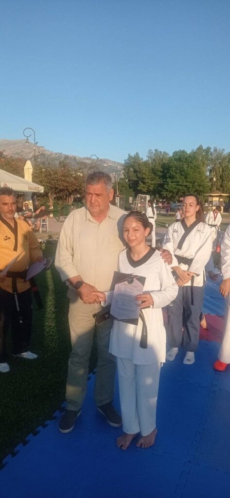 Επίδειξη Ταεκβοντό του Α.Σ. Αστραπή στον Φάρο Πατρών ΦΩΤΟ 35 Επίδειξη Ταεκβοντό του Α.Σ. Αστραπή στον Φάρο Πατρών ΦΩΤΟ