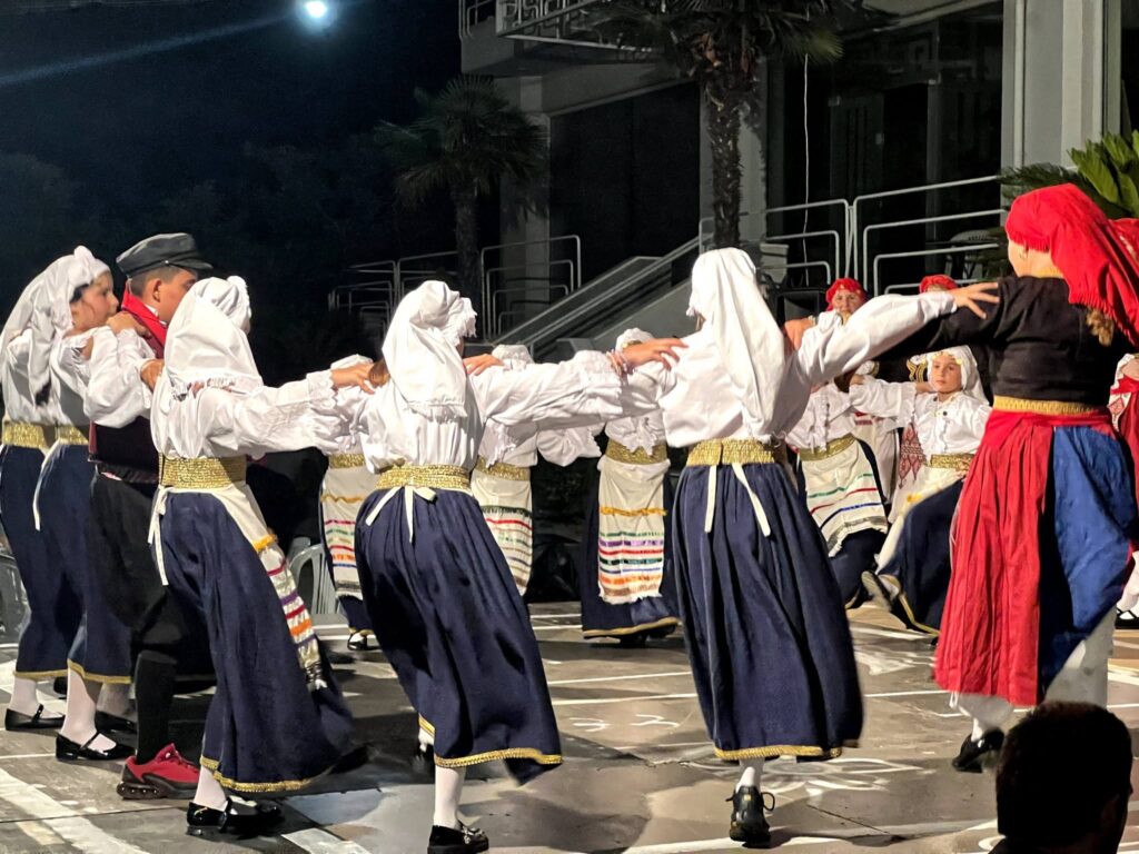 Καλοκαιρινή βραδιά στον Άγιο Βασίλειο Ρίου ΦΩΤΟ 36 Καλοκαιρινή βραδιά στον Άγιο Βασίλειο Ρίου ΦΩΤΟ