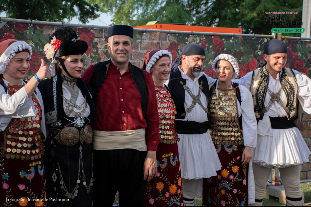 Η Χορευτική ομάδα του Λυκείου Ελληνίδων Πατρών στην Ολλανδία ΦΩΤΟ 48 Η Χορευτική ομάδα του Λυκείου Ελληνίδων Πατρών στην Ολλανδία ΦΩΤΟ