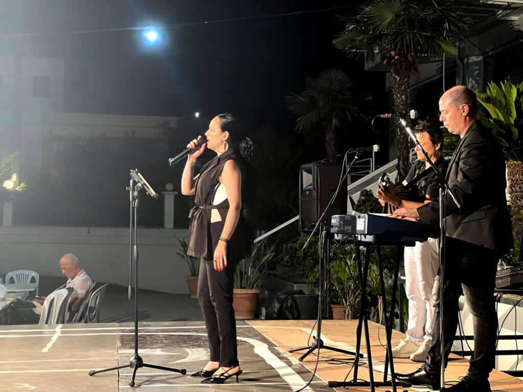Καλοκαιρινή βραδιά στον Άγιο Βασίλειο Ρίου ΦΩΤΟ 31 Καλοκαιρινή βραδιά στον Άγιο Βασίλειο Ρίου ΦΩΤΟ