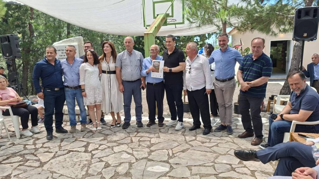 Ο αντιπεριφερειάρχης Τουρισμού Παναγιώτης Σακελλαρόπουλος στην Καστανούλα ΦΩΤΟ 29 Ο αντιπεριφερειάρχης Τουρισμού Παναγιώτης Σακελλαρόπουλος στην Καστανούλα ΦΩΤΟ
