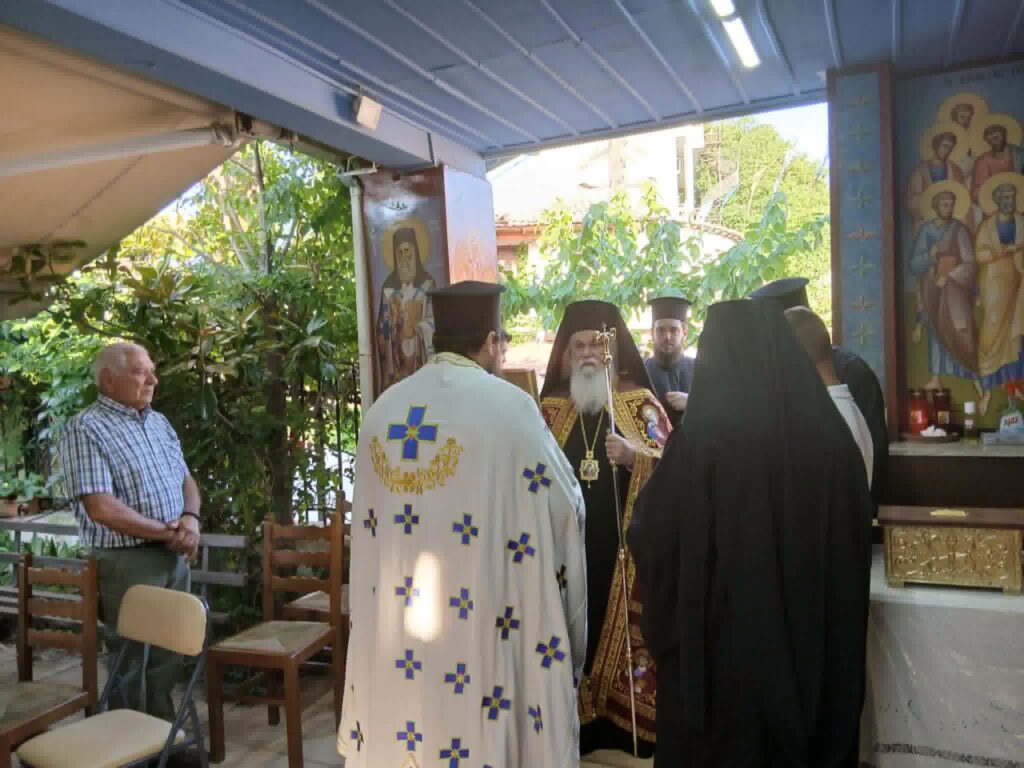 Αρχιερατική Θεία Λειτουργία στο Παρεκκλήσι των Αγίων Αποστόλων Αιγίου ΦΩΤΟ 39 Αρχιερατική Θεία Λειτουργία στο Παρεκκλήσι των Αγίων Αποστόλων Αιγίου ΦΩΤΟ