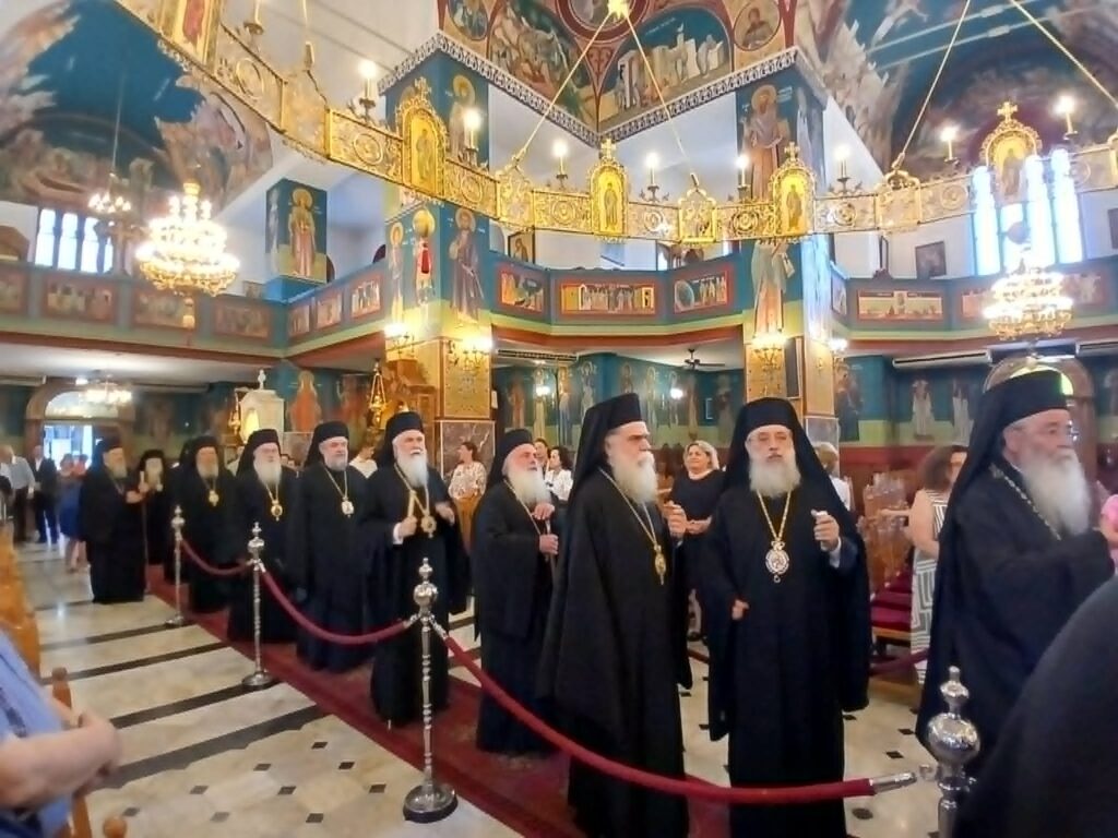 Η Ιερά Μητρόπολη Καλαβρύτων και Αιγιαλείας για τα ονομαστήρια του Ποιμενάρχη Ιερωνύμου ΦΩΤΟ 41 Η Ιερά Μητρόπολη Καλαβρύτων και Αιγιαλείας για τα ονομαστήρια του Ποιμενάρχη Ιερωνύμου ΦΩΤΟ
