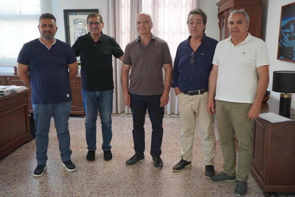 Πάτρα: Υπέγραψε ο Πελετίδης, αναβαθμίζεται η Πλατεία Ελευθερίας στα Προσφυγικά ΦΩΤΟ 29 Πάτρα: Υπέγραψε ο Πελετίδης, αναβαθμίζεται η Πλατεία Ελευθερίας στα Προσφυγικά ΦΩΤΟ
