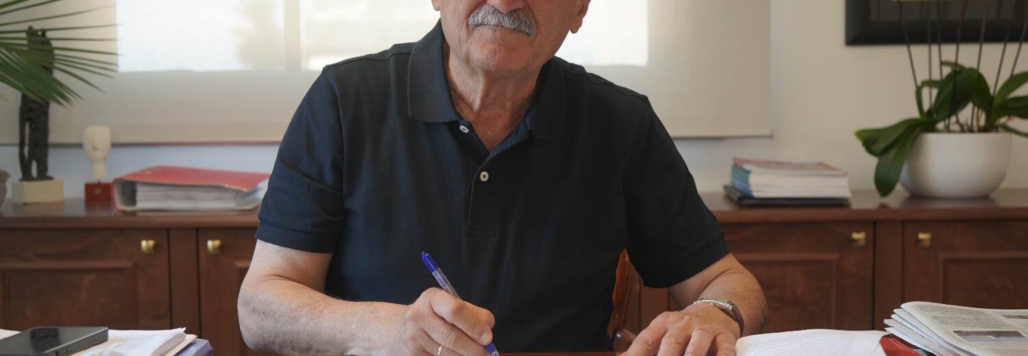 Πάτρα: Υπέγραψε ο Πελετίδης, αναβαθμίζεται η Πλατεία Ελευθερίας στα Προσφυγικά ΦΩΤΟ