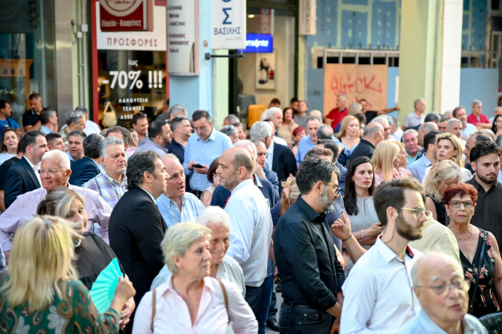 Αχαΐα: Οργανωτική «γκάφα» της ΝΔ - Με 4 μέρες καθυστέρηση εξέδωσε ανακοίνωση για τα εγκαίνια των Γραφείων της ΦΩΤΟ 33 Αχαΐα: Οργανωτική «γκάφα» της ΝΔ - Με 4 μέρες καθυστέρηση εξέδωσε ανακοίνωση για τα εγκαίνια των Γραφείων της ΦΩΤΟ