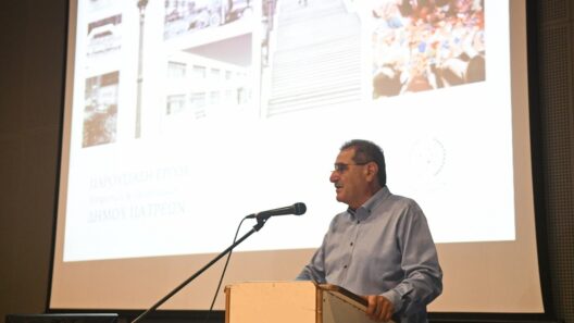 Πάτρα: «Η πόλη προχωρά, με δυσκολίες, αλλά προχωρά» είπε ο Πελετίδης στην παρουσίαση του έργου του ΦΩΤΟ 38 Πάτρα: «Η πόλη προχωρά, με δυσκολίες, αλλά προχωρά» είπε ο Πελετίδης στην παρουσίαση του έργου του ΦΩΤΟ