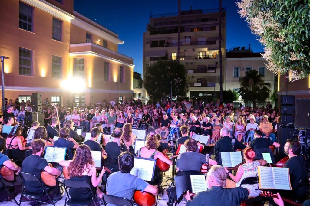 Αύρα από Αιγαίο και Μεσόγειο στο Δημαρχείο της Πάτρας ΦΩΤΟ 30 Αύρα από Αιγαίο και Μεσόγειο στο Δημαρχείο της Πάτρας ΦΩΤΟ