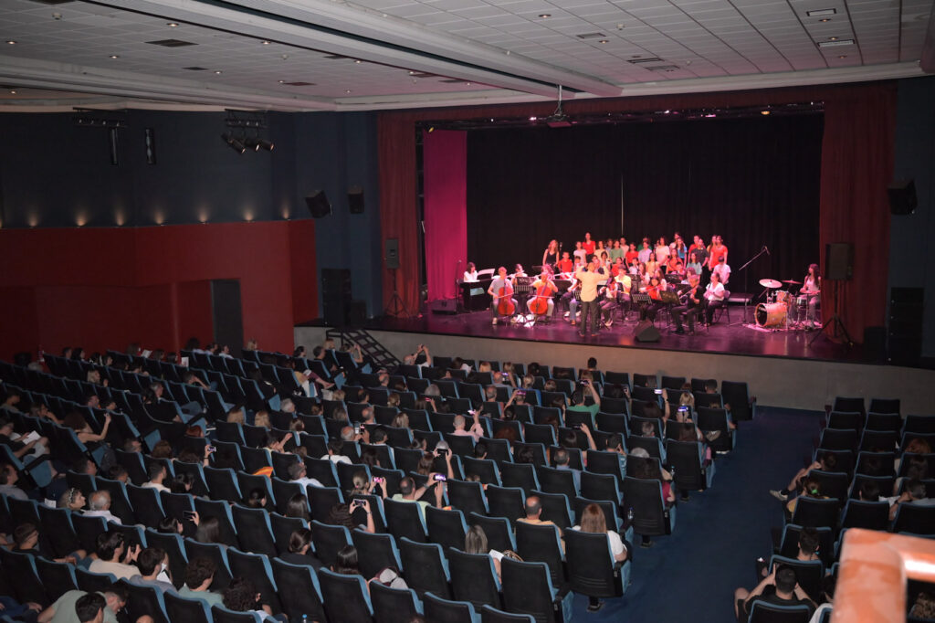 Ρεσιτάλ διπλώματος πιάνου και musical στην ενότητα «Μουσική από παιδιά για παιδιά» ΦΩΤΟ 30 Ρεσιτάλ διπλώματος πιάνου και musical στην ενότητα «Μουσική από παιδιά για παιδιά» ΦΩΤΟ