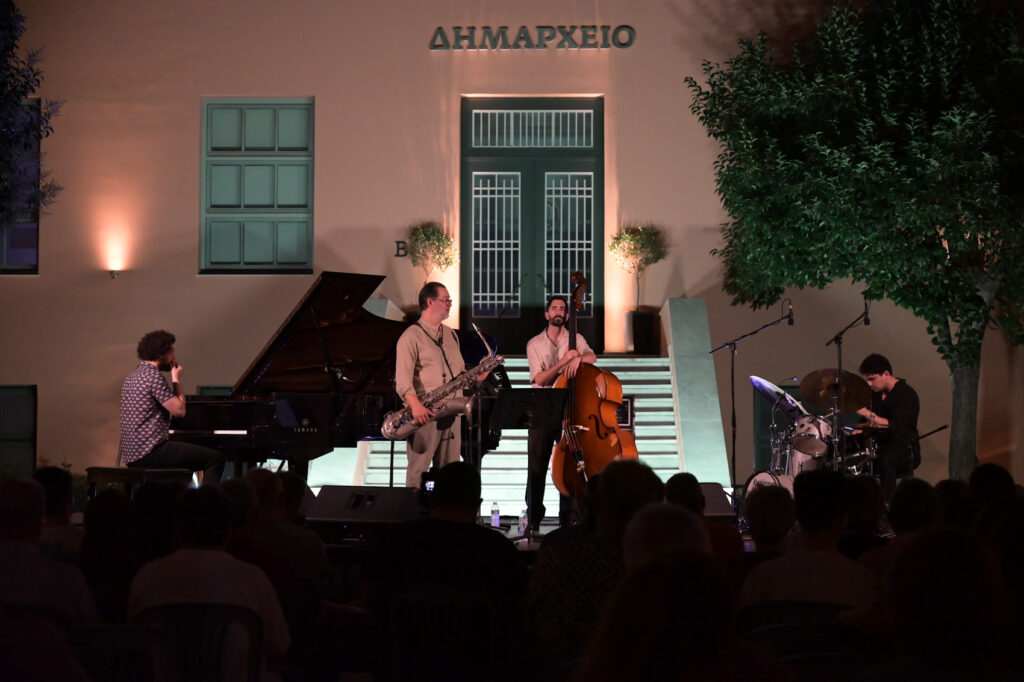 To «άρωμα» της jazz γέμισε την Πάτρα ΦΩΤΟ 31 To «άρωμα» της jazz γέμισε την Πάτρα ΦΩΤΟ