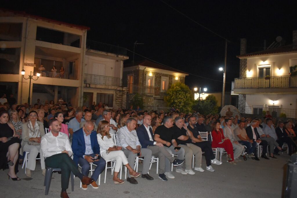 Η πορεία Μνήμης-Λαμπαδηδρομία στο μαρτυρικό χωριό της Ερυμάνθειας ΦΩΤΟ 34 Η πορεία Μνήμης-Λαμπαδηδρομία στο μαρτυρικό χωριό της Ερυμάνθειας ΦΩΤΟ