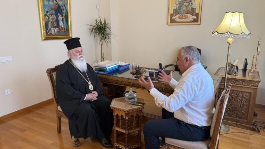 Εθιμοτυπική επίσκεψη του δημάρχου Αιγιάλειας Π.Ανδριόπουλου στον Μητροπολίτη Ιερώνυμο ΦΩΤΟ 37 Εθιμοτυπική επίσκεψη του δημάρχου Αιγιάλειας Π.Ανδριόπουλου στον Μητροπολίτη Ιερώνυμο ΦΩΤΟ