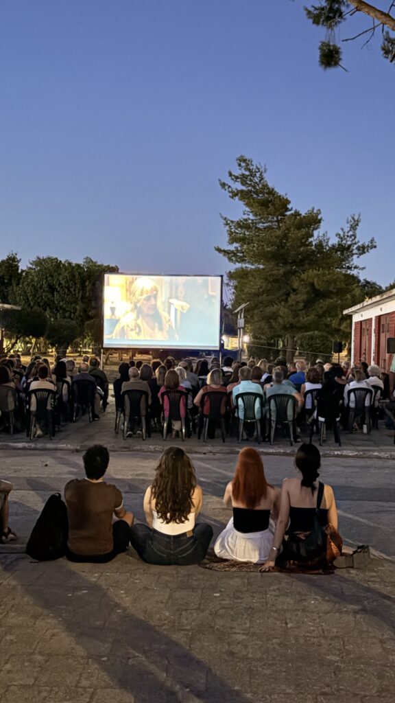 «O Δάσκαλος που υποσχέθηκε τη Θάλασσα» στο νέο Δημαρχείο της Πάτρας ΦΩΤΟ 29 «O Δάσκαλος που υποσχέθηκε τη Θάλασσα» στο νέο Δημαρχείο της Πάτρας ΦΩΤΟ