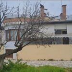 Αιγιάλεια: Ο Μάκης Χριστοδουλόπουλος έχασε το σπίτι του, στην Ακολη, για χρέος 10.000 ευρώ ΦΩΤΟ