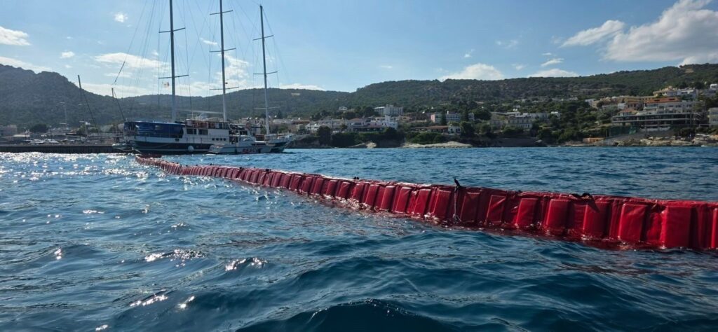 ΠΕΠΙΕΘ: Ο Γιώργος Βάλλης για την προσάραξη τουριστικού σκάφους στην Αίγινα ΦΩΤΟ 29 ΠΕΠΙΕΘ: Ο Γιώργος Βάλλης για την προσάραξη τουριστικού σκάφους στην Αίγινα ΦΩΤΟ