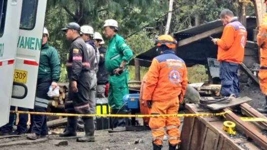 Κολομβία: Νεκρός και αγνοούμενοι από έκρηξη σε ορυχείο 36 Κολομβία: Νεκρός και αγνοούμενοι από έκρηξη σε ορυχείο